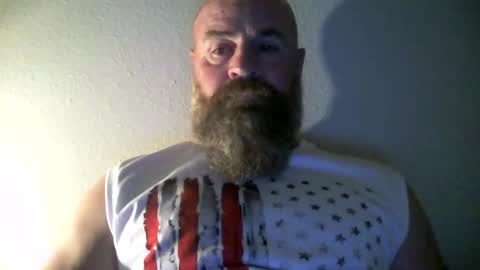 Snapshot of wil1565 chatting on 10.18.25 wil1565 online show from 10.18.25