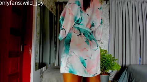 Snapshot of wild_joy chatting on 12.13.24 wild_joy online show from 12.13.24