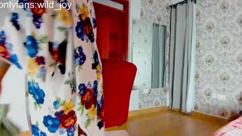 Snapshot of wild_joy chatting on 02.13.25 wild_joy online show from 02.13.25