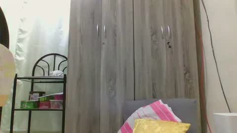 Snapshot of wildbrownchick69 chatting on 02.15.25 WildChick online show from 02.15.25