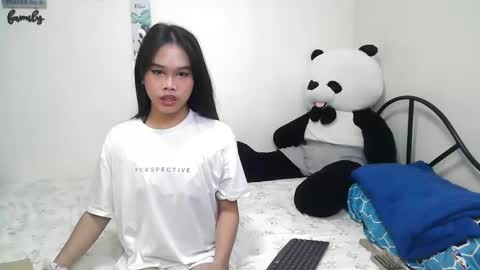 Snapshot of wildtightass chatting on 03.01.25 Rhean online show from 03.01.25