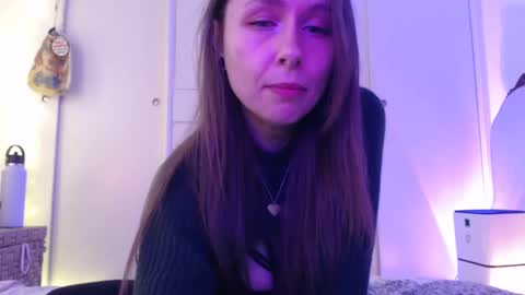 Eevie online show from 01.10.25