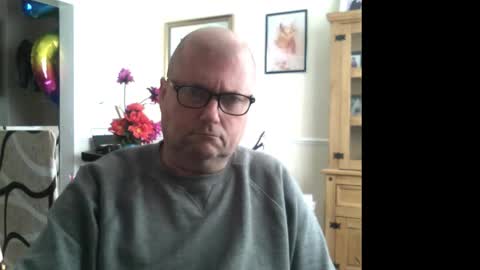 Snapshot of wobble444 chatting on 09.22.25 wobble444 online show from 09.22.25