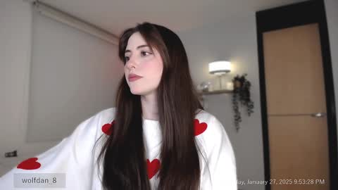 Snapshot of wolfsfoster chatting on 01.28.25 online show from 01.28.25