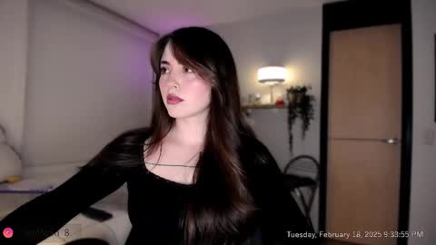 Snapshot of wolfsfoster chatting on 02.19.25 online show from 02.19.25