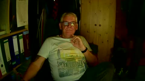 Snapshot of wonneprop10 chatting on 02.21.25 Always Horny online show from 02.21.25