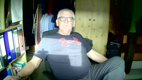 Snapshot of wonneprop10 chatting on 02.23.25 Always Horny online show from 02.23.25