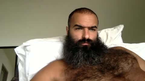Snapshot of woof_wolf37 chatting on 09.27.25 woof_wolf37 online show from 09.27.25