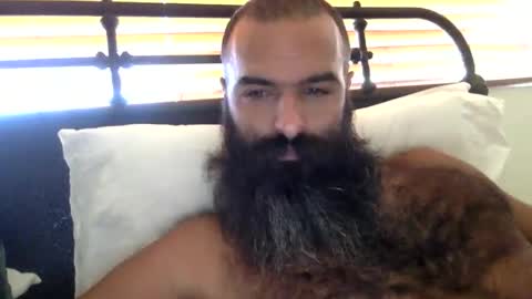 Snapshot of woof_wolf37 chatting on 10.20.25 woof_wolf37 online show from 10.20.25