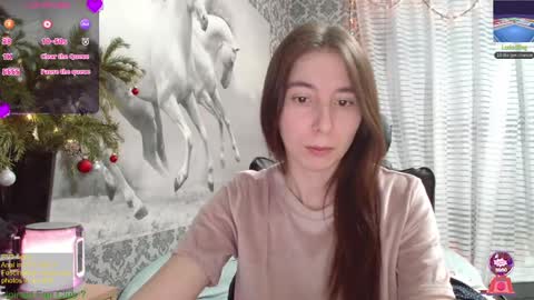 Snapshot of wow_porno_ chatting on 12.07.24 Anna  online show from 12.07.24