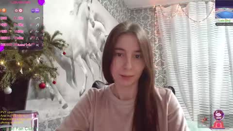 Snapshot of wow_porno_ chatting on 12.07.24 Anna  online show from 12.07.24