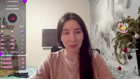 Snapshot of wow_porno_ chatting on 01.01.25 Anna  online show from 01.01.25