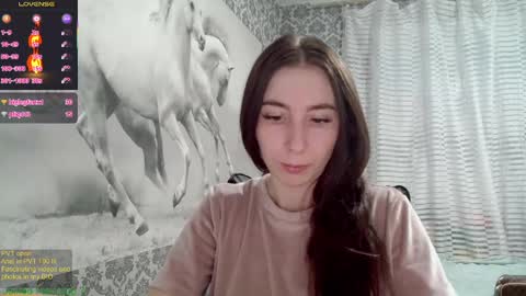 Snapshot of wow_porno_ chatting on 02.26.25 Anna  online show from 02.26.25