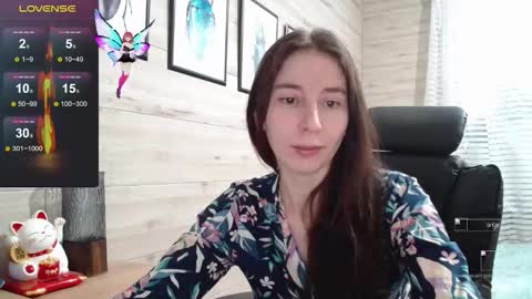 Snapshot of wow_porno_ chatting on 10.07.25 Anna  online show from 10.07.25