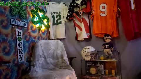 Snapshot of wscooter1 chatting on 02.18.25 SCOOTER online show from 02.18.25