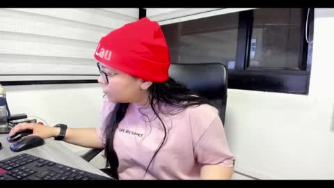 Snapshot of xander_taylor_ chatting on 10.24.25 xander_taylor_ online show from 10.24.25