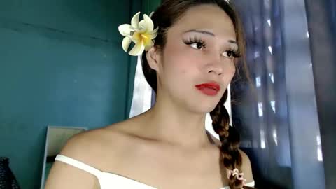 Snapshot of xangel_redx chatting on 01.20.25 ANGEL online show from 01.20.25