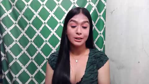 Snapshot of xasianbigcumx chatting on 02.15.25 xasianbigcumx online show from 02.15.25