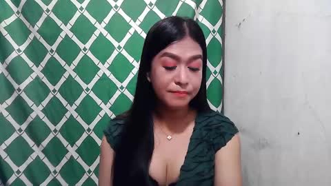 Snapshot of xasianbigcumx chatting on 02.19.25 xasianbigcumx online show from 02.19.25