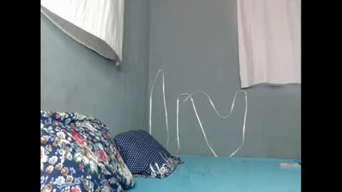 Snapshot of xcreamypussy chatting on 02.02.25 xcreamypussy online show from 02.02.25