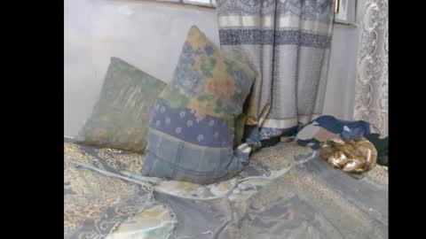 Snapshot of xcumxonxme chatting on 12.31.24 xcumxonxme online show from 12.31.24