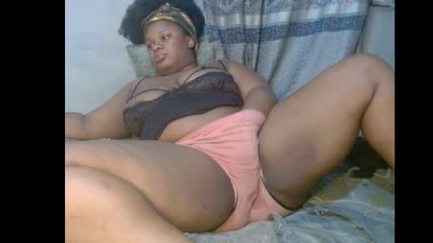 Snapshot of xcumxonxme chatting on 01.13.25 xcumxonxme online show from 01.13.25