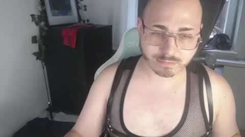 Snapshot of xfabian_love chatting on 09.12.25 F A B I A N online show from 09.12.25