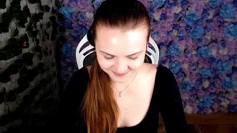 Lina online show from 10.19.25