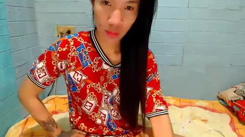 Snapshot of xsavagemistressx chatting on 01.28.25 Ask Me Baby  online show from 01.28.25