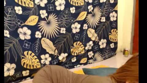 Snapshot of xsexyhotmomma69x chatting on 10.17.25 merayel online show from 10.17.25