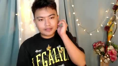 Snapshot of xxhotloyd_cummerx chatting on 01.17.25 Loyd online show from 01.17.25