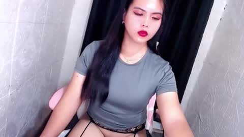 divine online show from 10.22.25