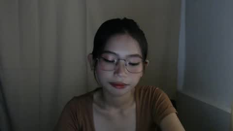 Snapshot of xxxforyouonlyxxx chatting on 11.07.25 inday pinay online show from 11.07.25