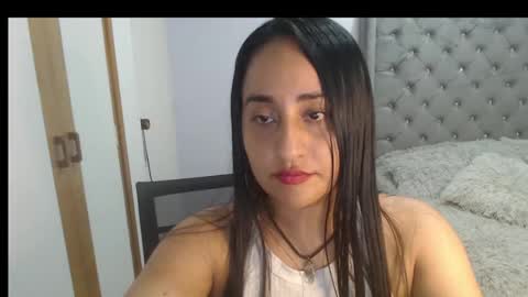 Snapshot of xxxvenus888 chatting on 03.08.25 Lunhaa online show from 03.08.25