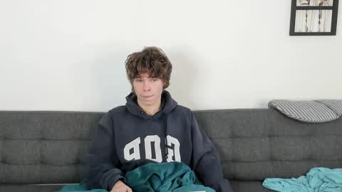 Snapshot of yen2025 chatting on 09.26.25 Yen online show from 09.26.25