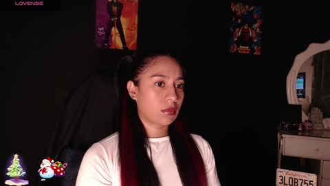 Snapshot of yes2802 chatting on 01.04.25 Yesi online show from 01.04.25