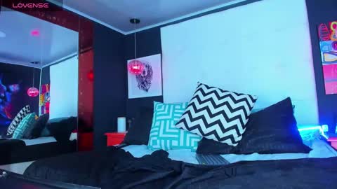 Snapshot of yiyo10_ chatting on 12.31.24 Yiyo online show from 12.31.24