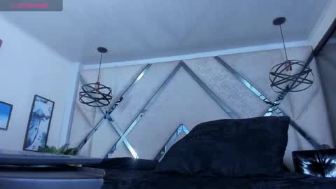 Snapshot of yiyo10_ chatting on 01.25.25 Yiyo online show from 01.25.25