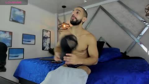 Snapshot of yiyo10_ chatting on 03.04.25 Yiyo online show from 03.04.25