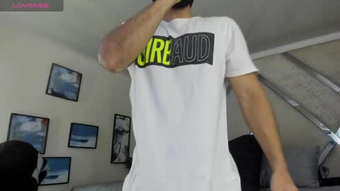 Snapshot of yiyo10_ chatting on 03.05.25 Yiyo online show from 03.05.25