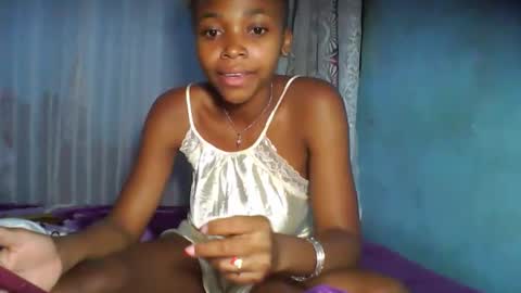 yolandrina90 online show from 09.29.25
