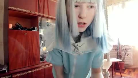Yoonhee Kiss online show from 09.23.25