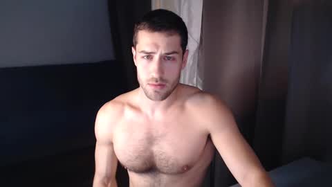 Snapshot of yoooups chatting on 12.13.24 Yoooups online show from 12.13.24