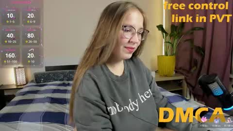 Snapshot of your_pennyy_ chatting on 11.02.25 Pennyy online show from 11.02.25