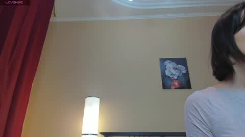 Snapshot of yourastral chatting on 02.10.25 yourastral online show from 02.10.25