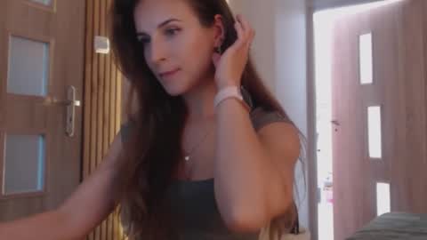 Snapshot of yourdalia chatting on 09.26.25 YourDalia online show from 09.26.25