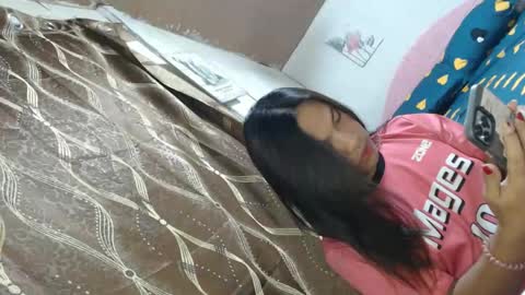 Snapshot of yourlittle_angel69 chatting on 01.18.25 angel online show from 01.18.25