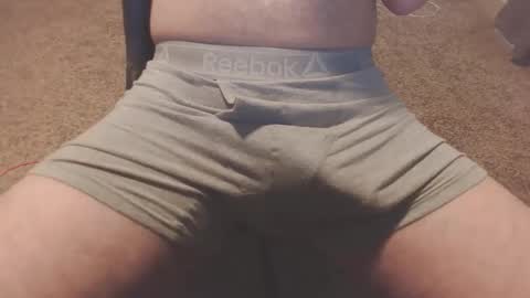 Snapshot of yourmomma00 chatting on 10.23.25 yourmomma00 online show from 10.23.25