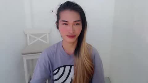 Snapshot of yoursexservice chatting on 12.14.24 online show from 12.14.24