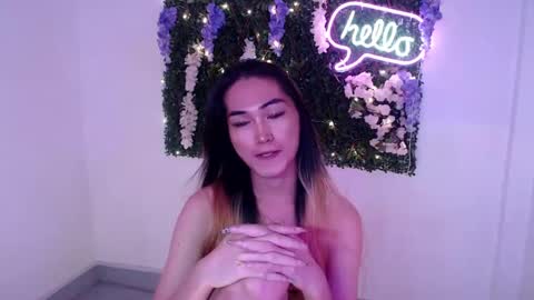 Snapshot of yoursexservice chatting on 12.17.24 online show from 12.17.24